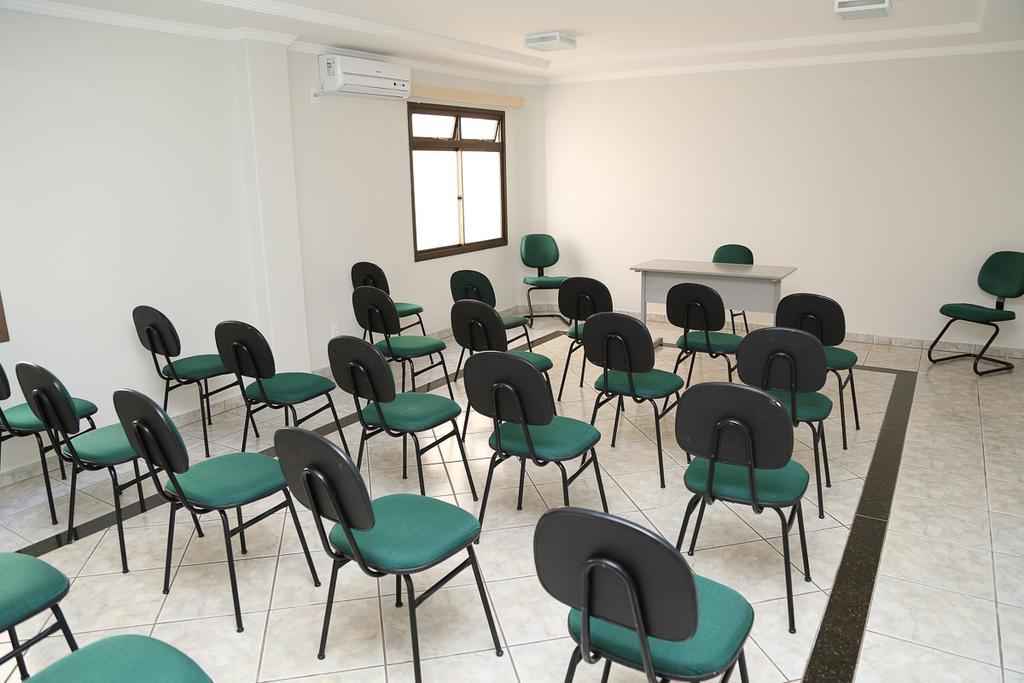 ארגוארי Big Executive Hotel מראה חיצוני תמונה