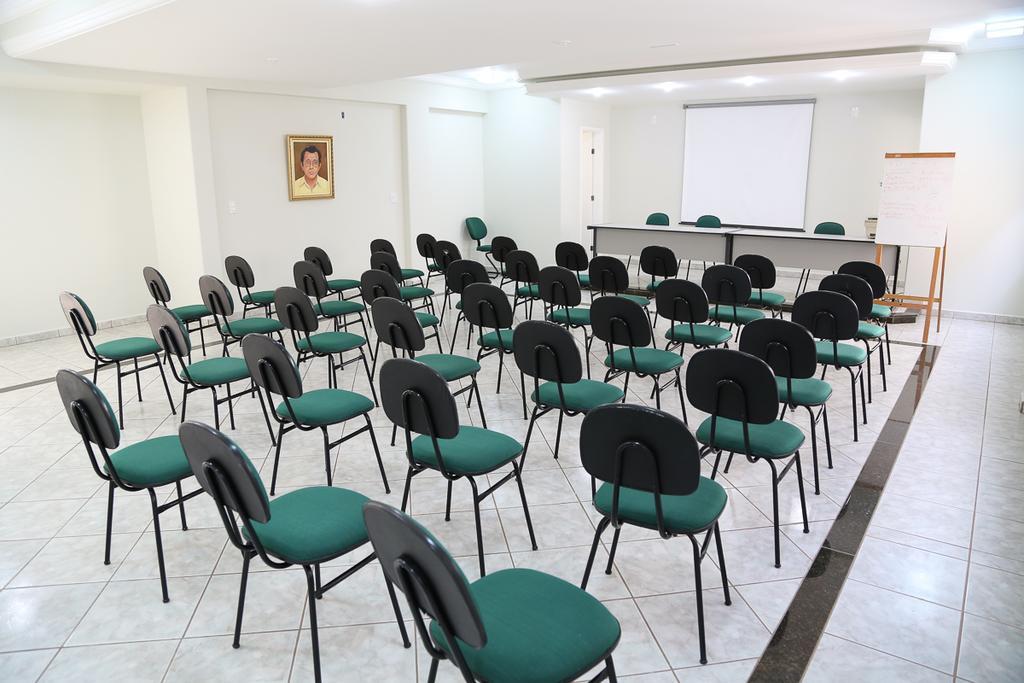 ארגוארי Big Executive Hotel מראה חיצוני תמונה