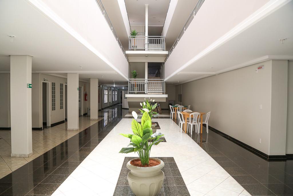 ארגוארי Big Executive Hotel מראה חיצוני תמונה