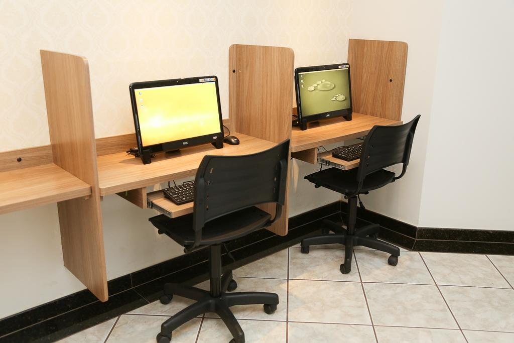 ארגוארי Big Executive Hotel מראה חיצוני תמונה