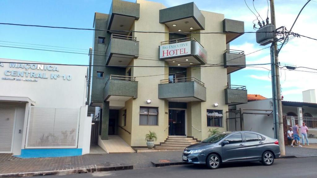 ארגוארי Big Executive Hotel מראה חיצוני תמונה